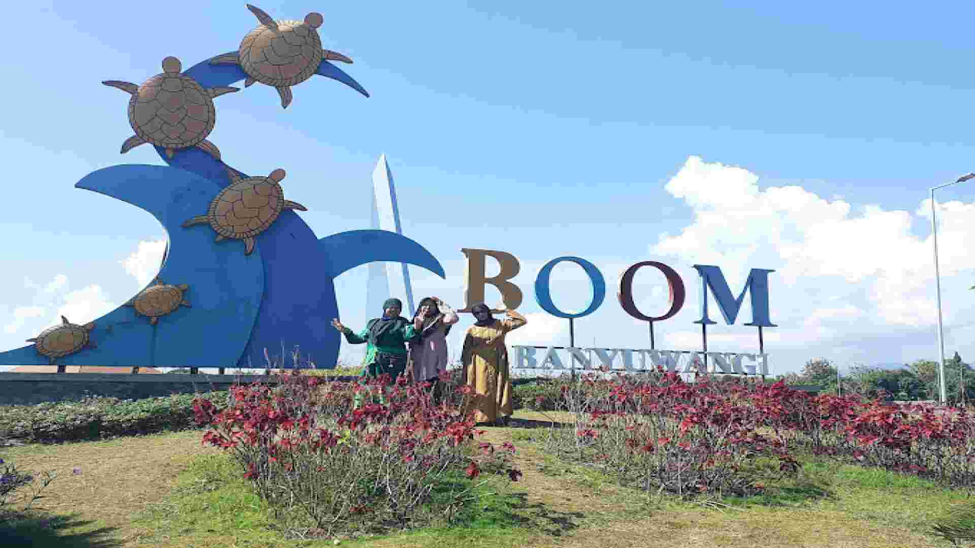 Wisata Boom Marina
